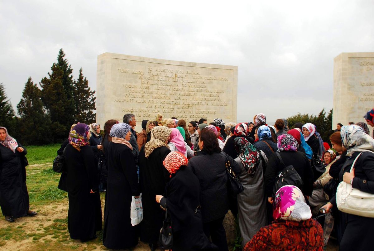 Akder Kadın Kolları Çanakkale\'yi Gezdi