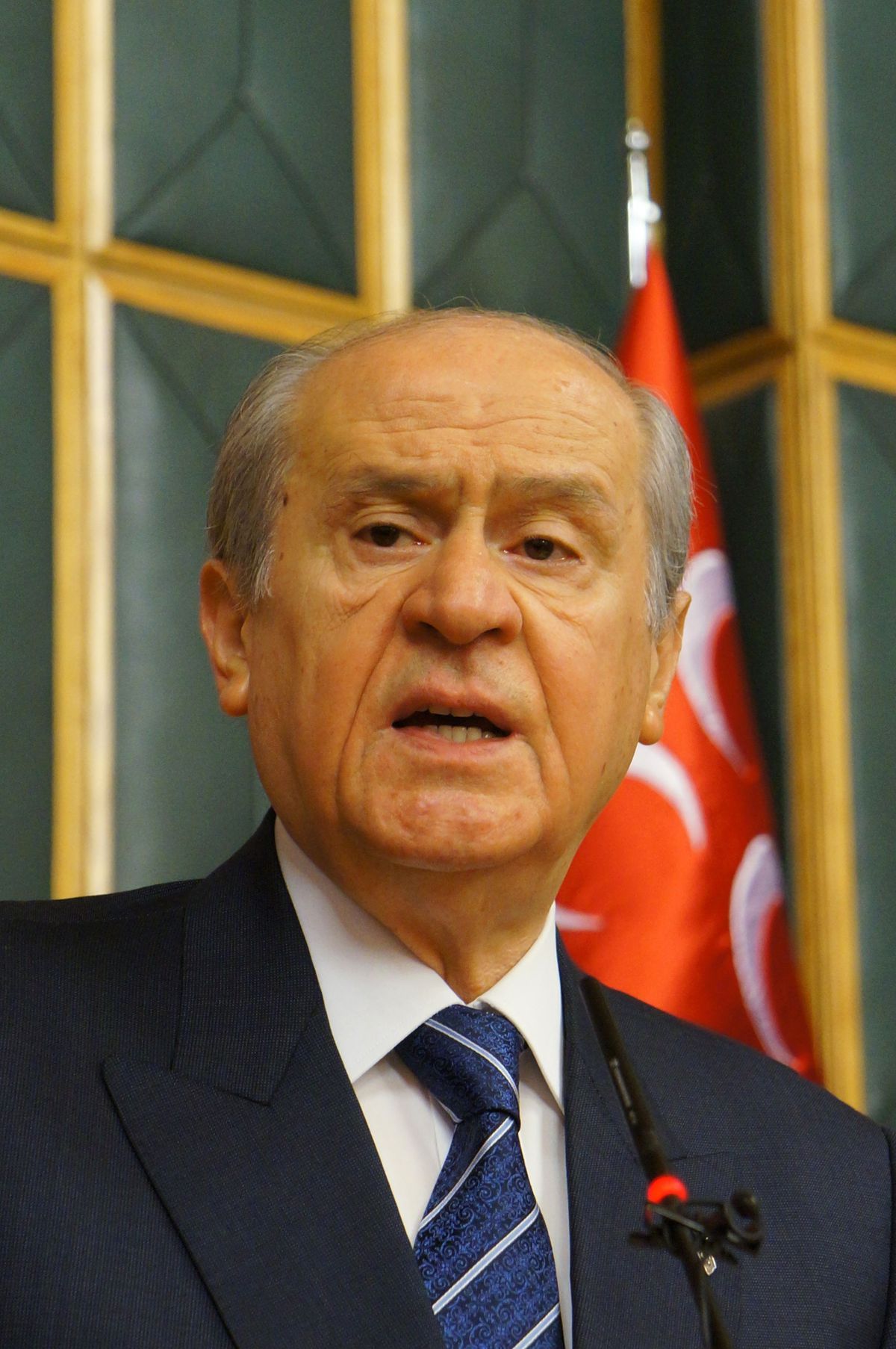 Bahçeli: Ölüm Oyununa Taraf Olan Başbakan Erdoğan Türkiye\'yi Ateşe Atmıştır