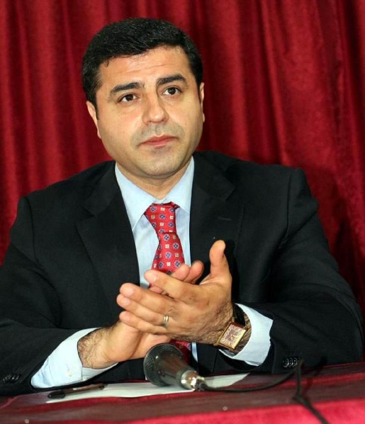 Bdp Eş Genel Başkanı Demirtaş: Takke Düştü, Kel Göründü