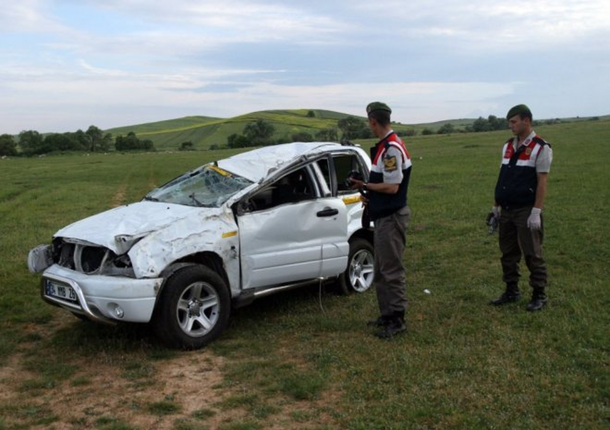 Çorlu'da Trafik Kazası: 1 Ölü, 2 Yaralı