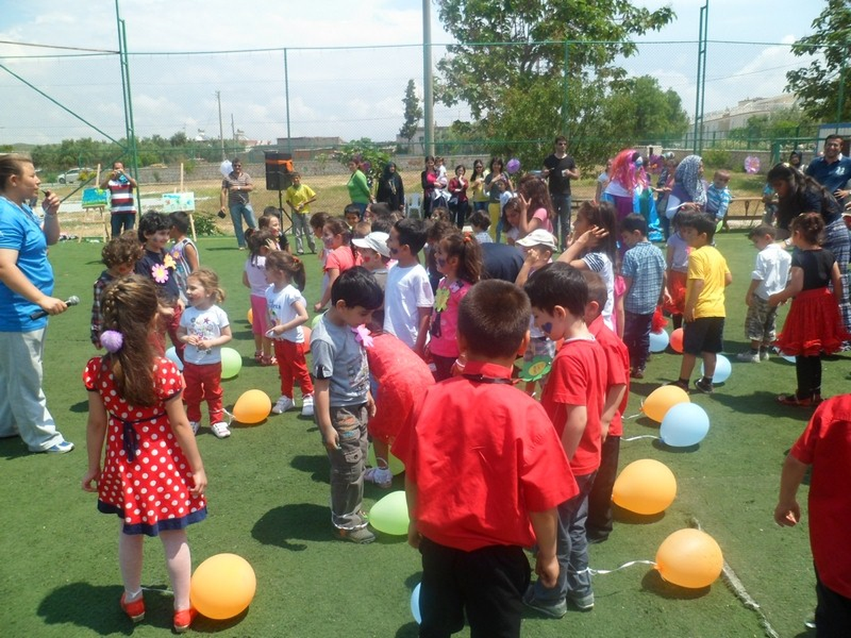 Didim'de Anaokul Öğrencileri Boyama Şenliğinde Gönüllerince Eğlendi