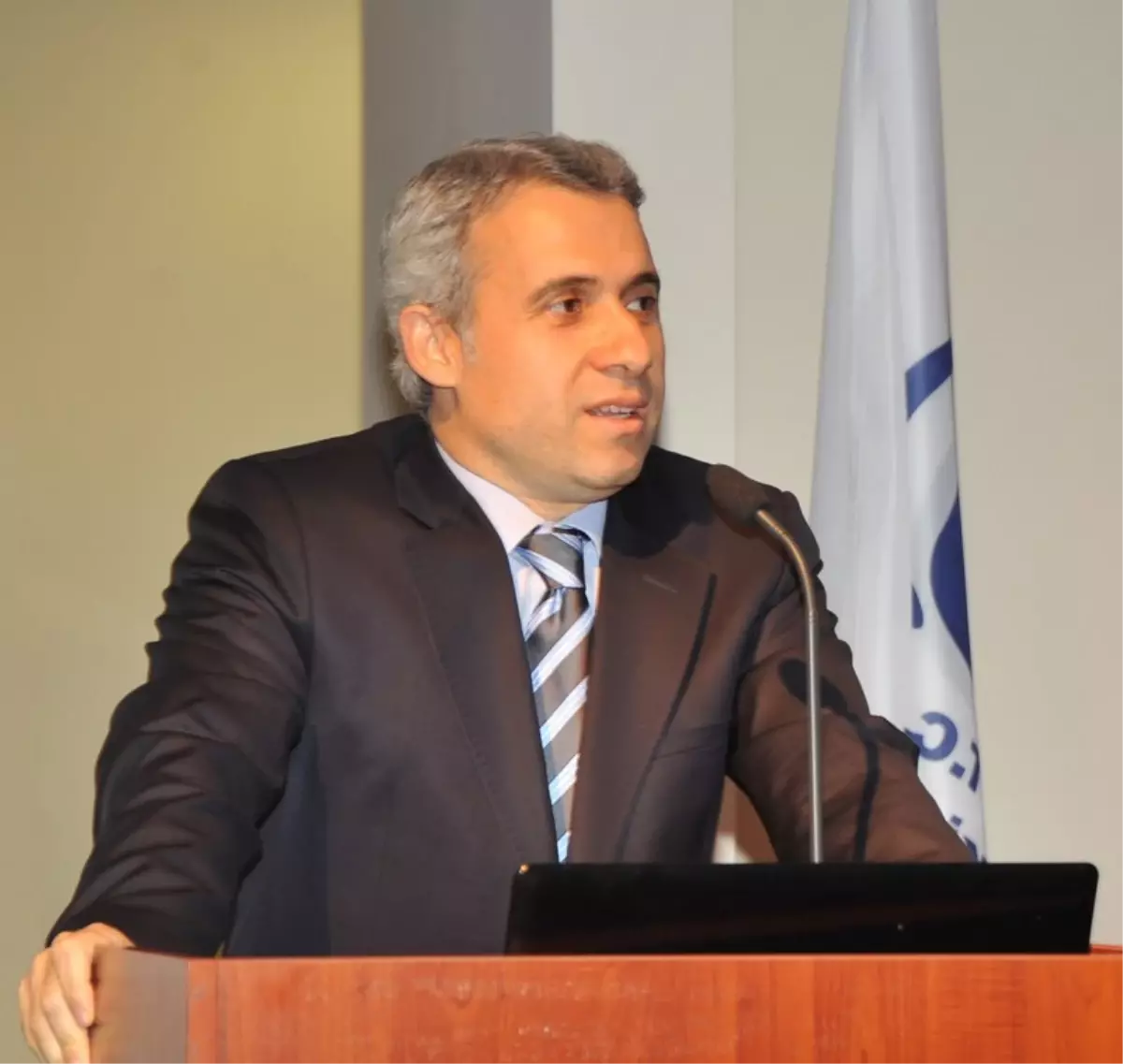 Esogü'de 'Hemşirelikte Güç ve Güçlenme' Konferansı