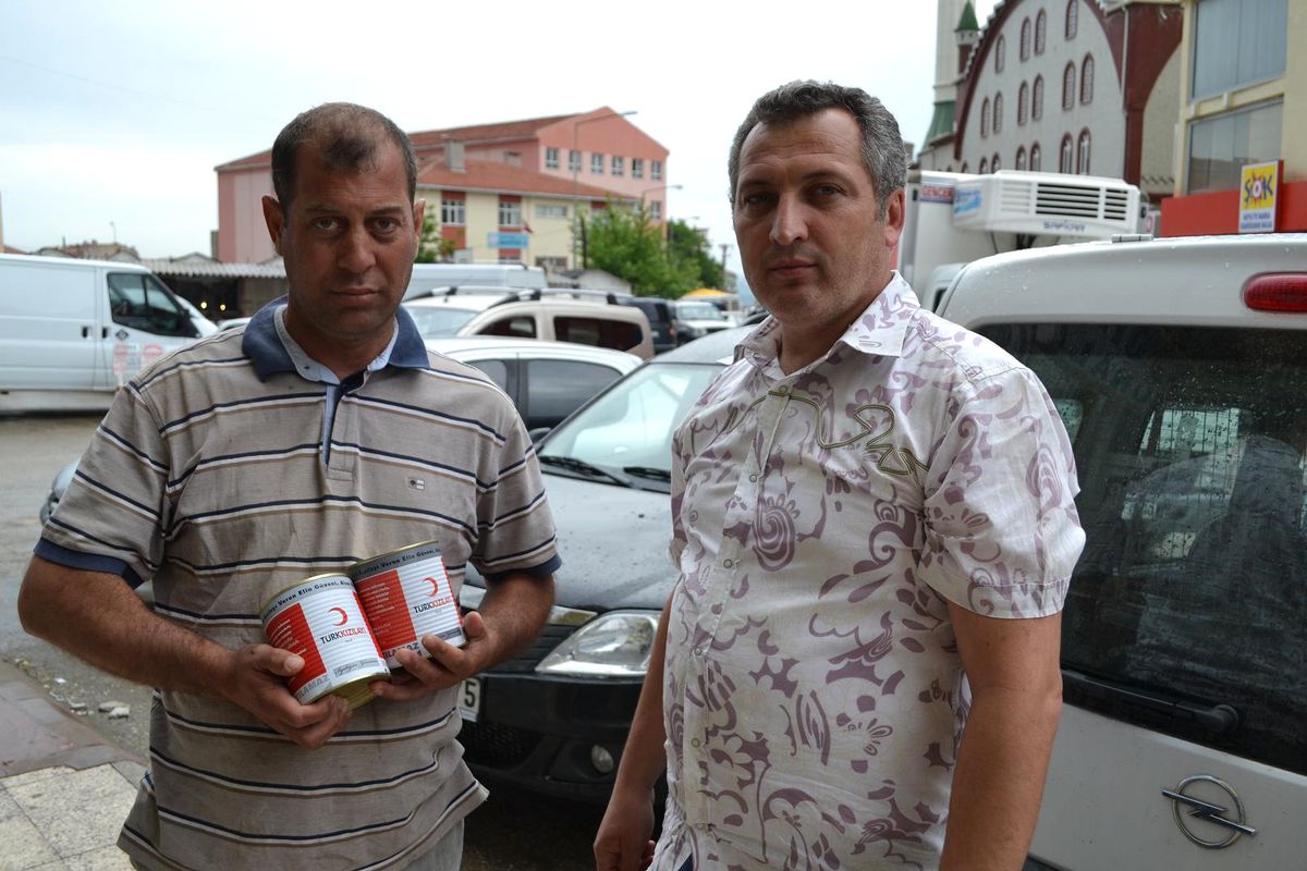 Kızılay Keşan Şubesi, İhtiyaç Sahiplerine Kıyma ve Kavurma Dağıttı