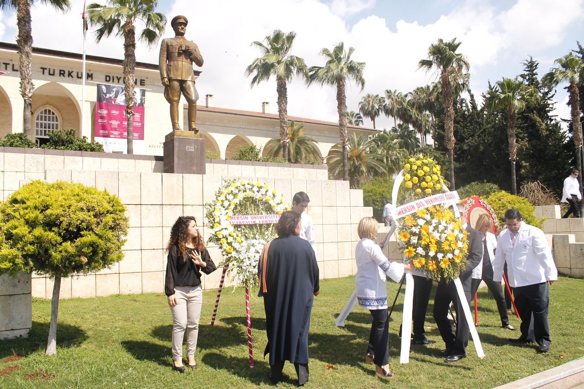Mersin\'de Eczacılık Günü Kutlanmaya Başlandı