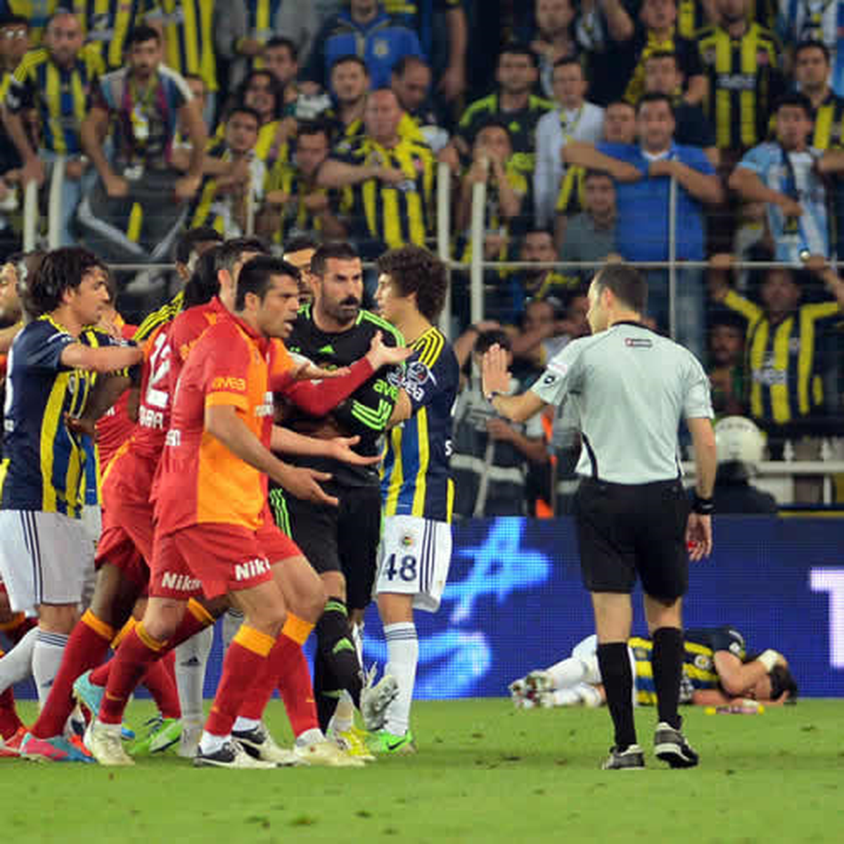Nerede Olay Orada Çakır