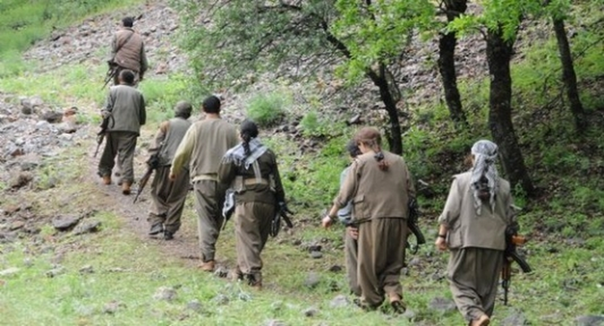 PKK\'nın İlk Grupları Türkiye\'den Ayrıldı