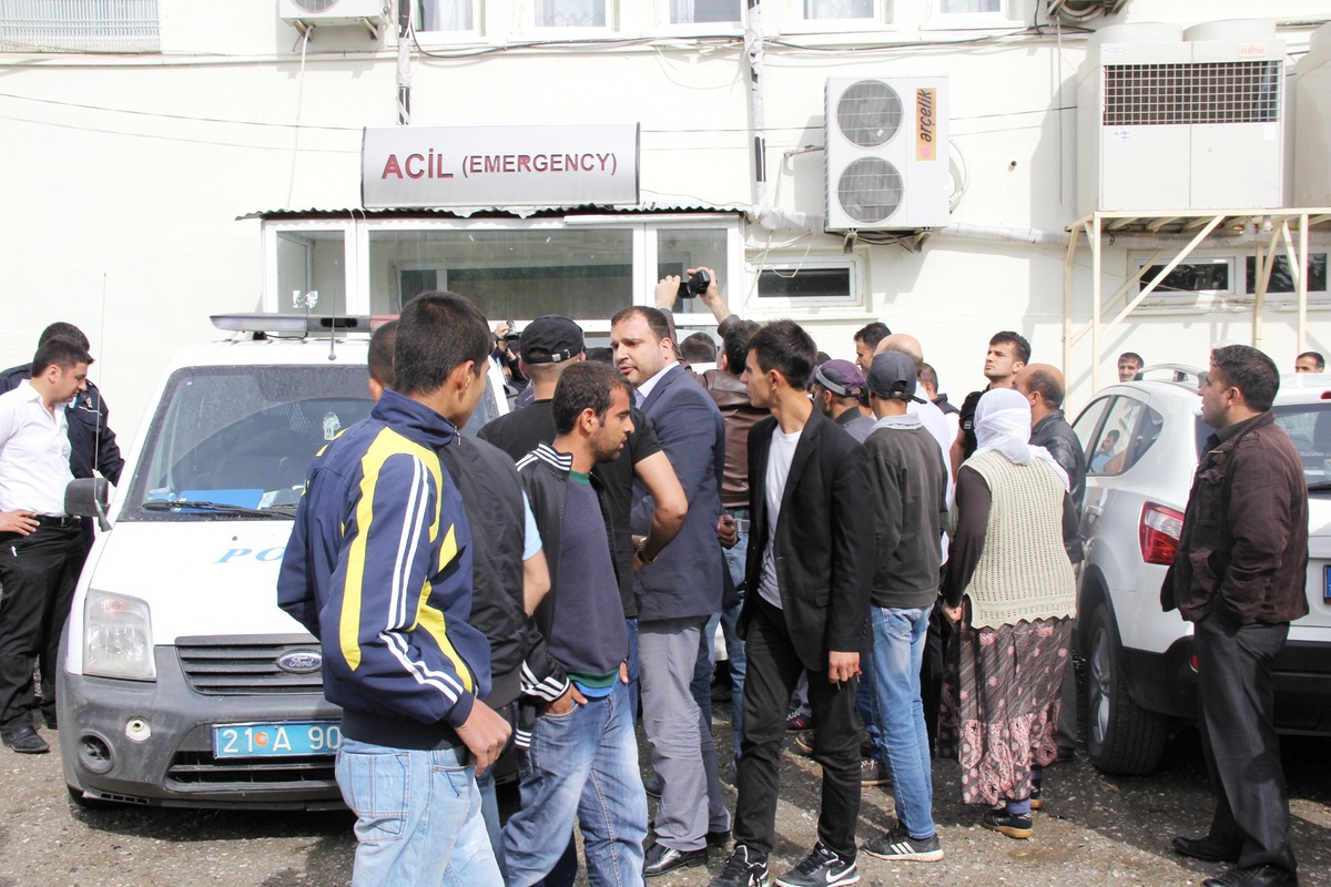 Polisin \'Dur\' İhtarına Uymayan Zanlı Ayağından Vurularak Yakalandı
