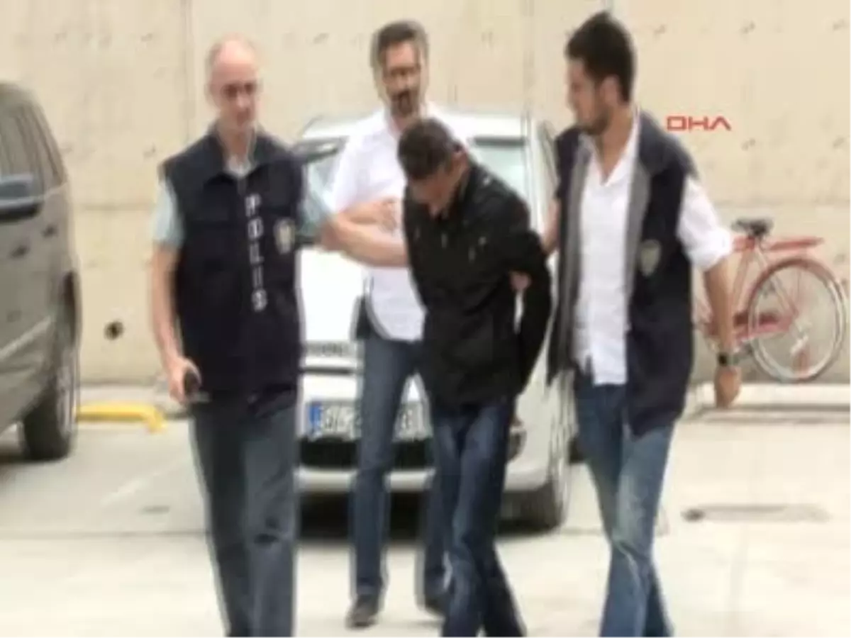 Yeğenini Yakan Üvey Amca Yakalandı