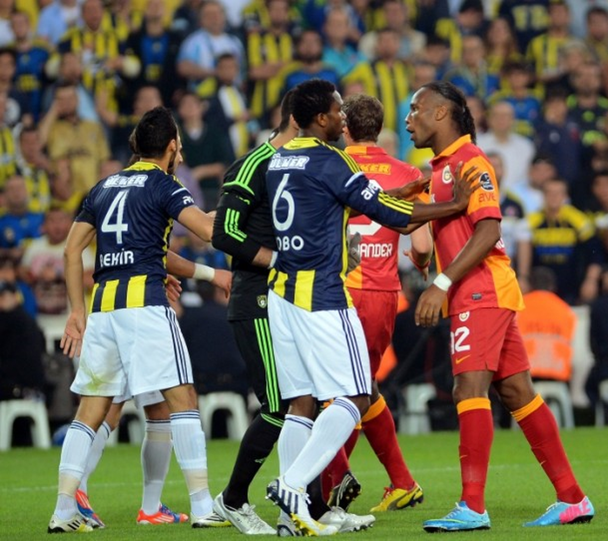 'Sen Karışma, Burası Türkiye'