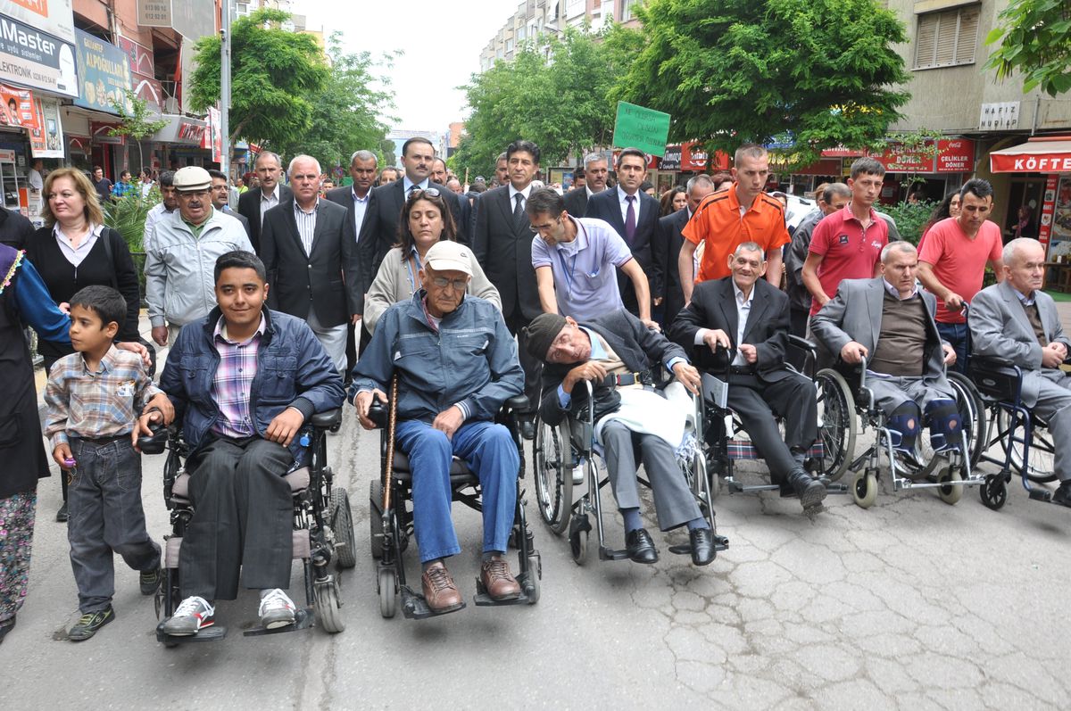 Soma\'da Engelliler Haftası Kutlanıyor