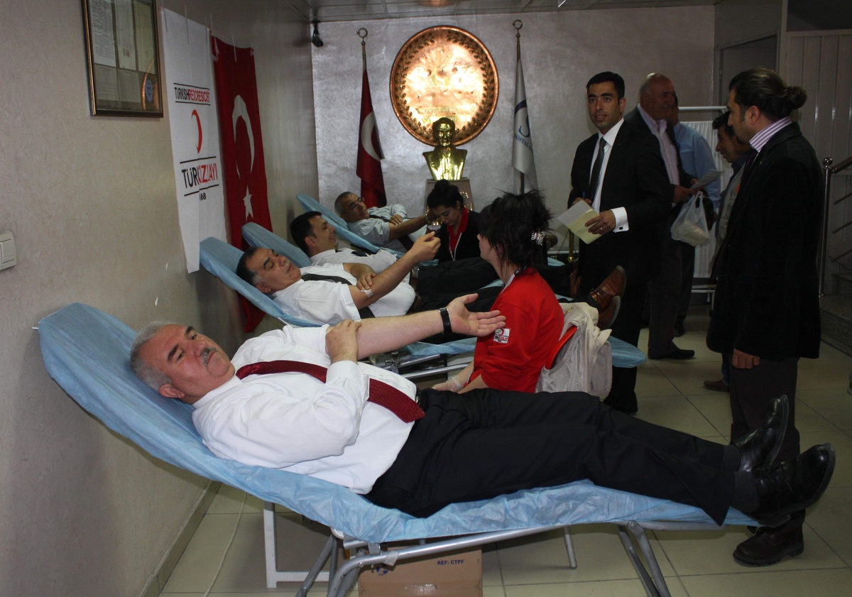 Sosyal Güvenlik Haftası\'nda Kan Bağışı