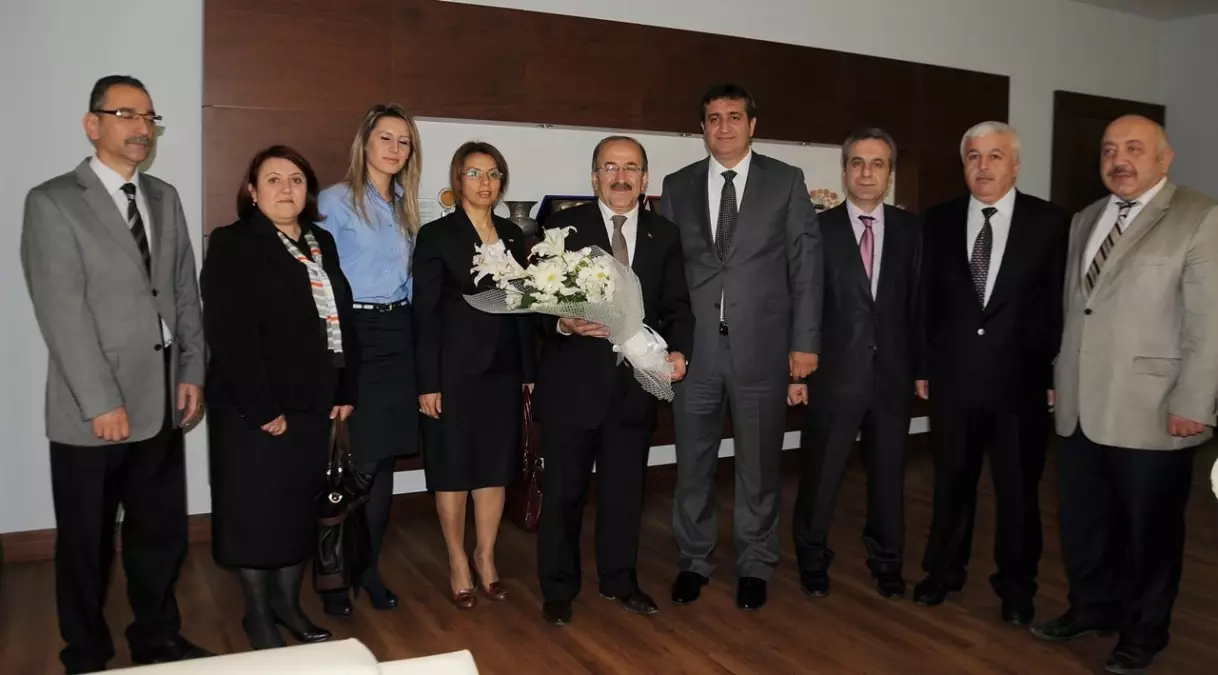 Sosyal Güvenlik Trabzon İl Müdürü Bulut'tan Belediye Başkanı Gümrükçüoğlu'na Ziyaret