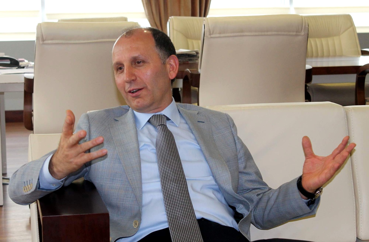 Trabzonspor\'u Dünya Kulübü Yapmak İçin Yola Çıktı
