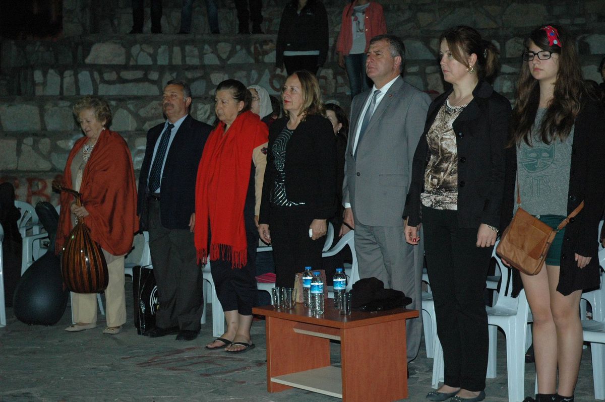 Urla\'da Anneler Günü Konseri