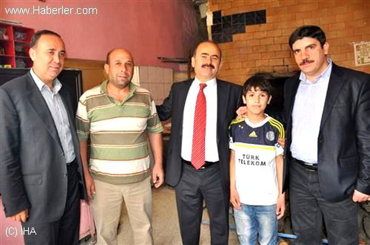 Vali Aydın, 13 Yaşındaki Öğrenciyi Eğitime Kazandırdı