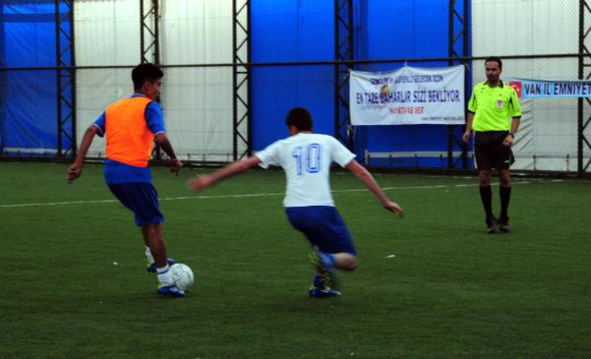 Van Emniyetinden Futbol Turnuvası