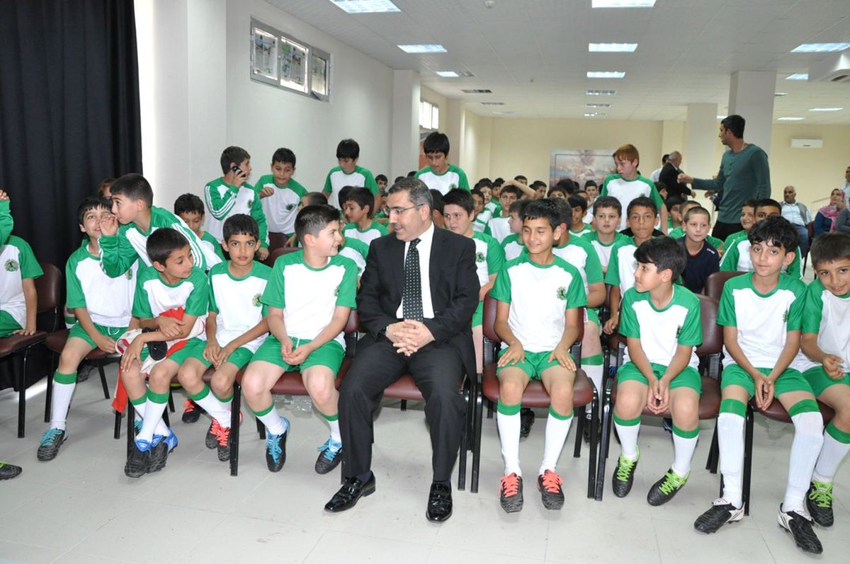 Yüreğir\'in Kramponları Sahaya İndi