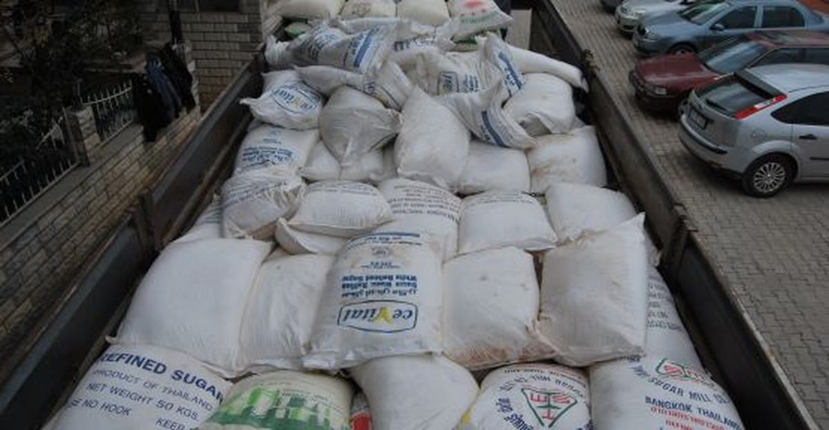 15 Ton Gümrük Kaçağı Toz Şeker Ele Geçirildi
