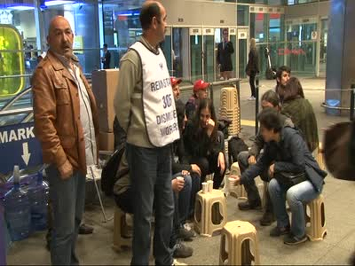 Atatürk Havalimanı\'na 500 Çevik Kuvvet Sevk Edildi İş Sendikası\'nın Bu Gece Başlatacağı Grev...