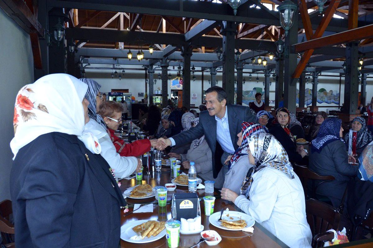Başkan Ataç Şehit Anneleriyle Buluştu