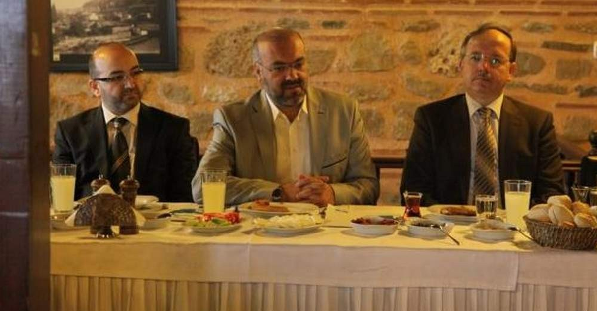 Bursa'da Kanaat Önderleri Buluştu