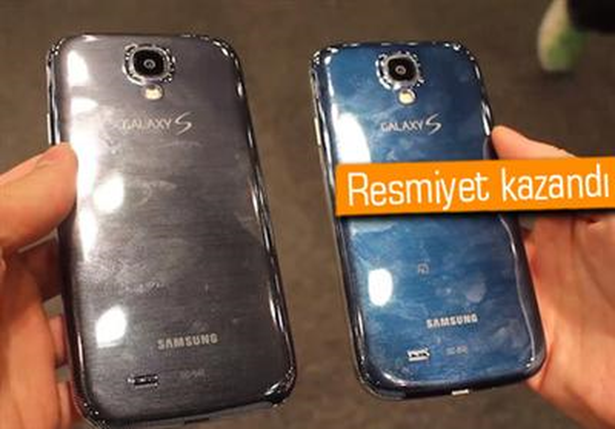 Buz Mavisi Galaxy S4 Göründü