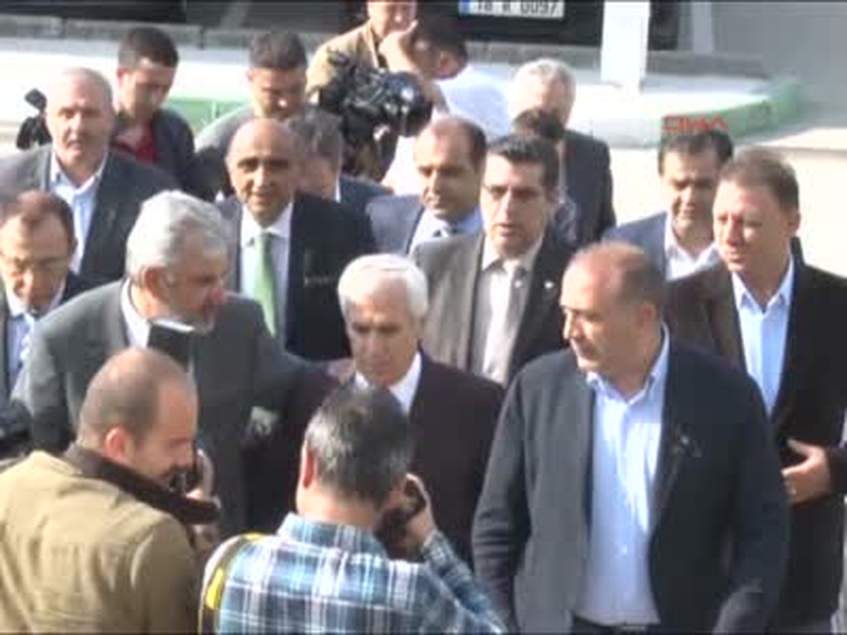 CHP Genel Başkan Yardımcısı Gürsel Tekin\'den Bursaspor\'a Başsağlığı Ziyareti