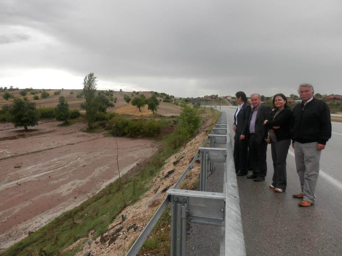 CHP'li Öz Çiftçiler İçin Kanun Teklifi Verdi