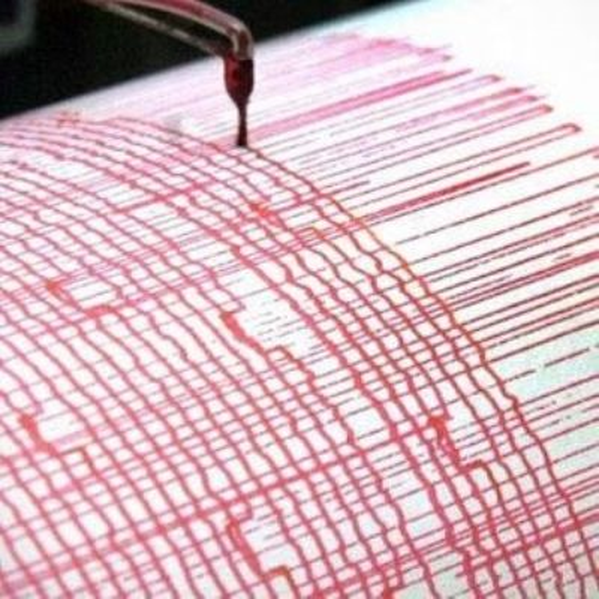 Ege Denizi\'nde 3.8 Büyüklüğünde Deprem