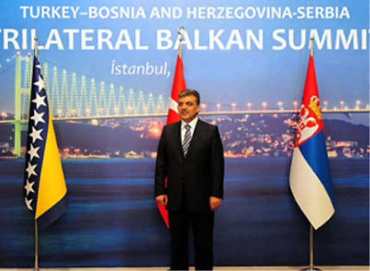 Gül, Sırbistan Cumhurbaşkanı Nikolic ile Görüştü