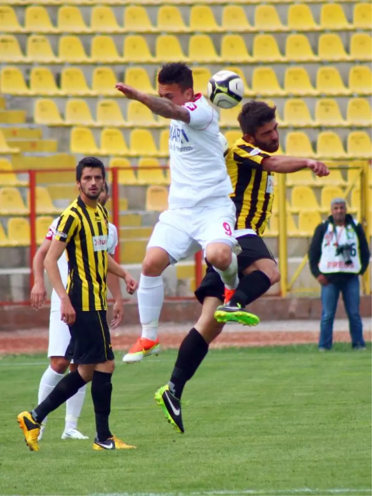 İstanbulspor - Tekirova Belediyespor: 1 - 4