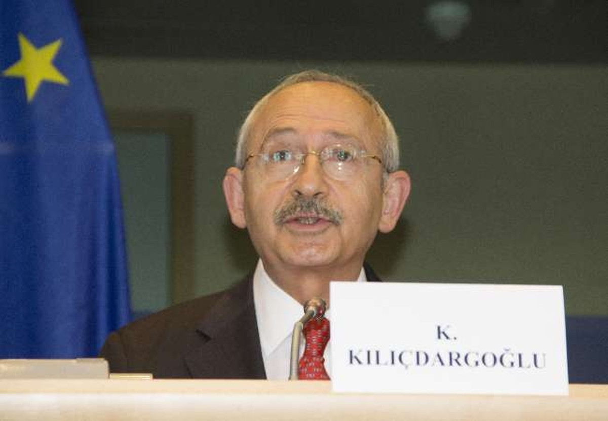 Kılıçdaroğlu, AP Başkanı Schulz ve Öğrencilerle Bir Araya Geldi