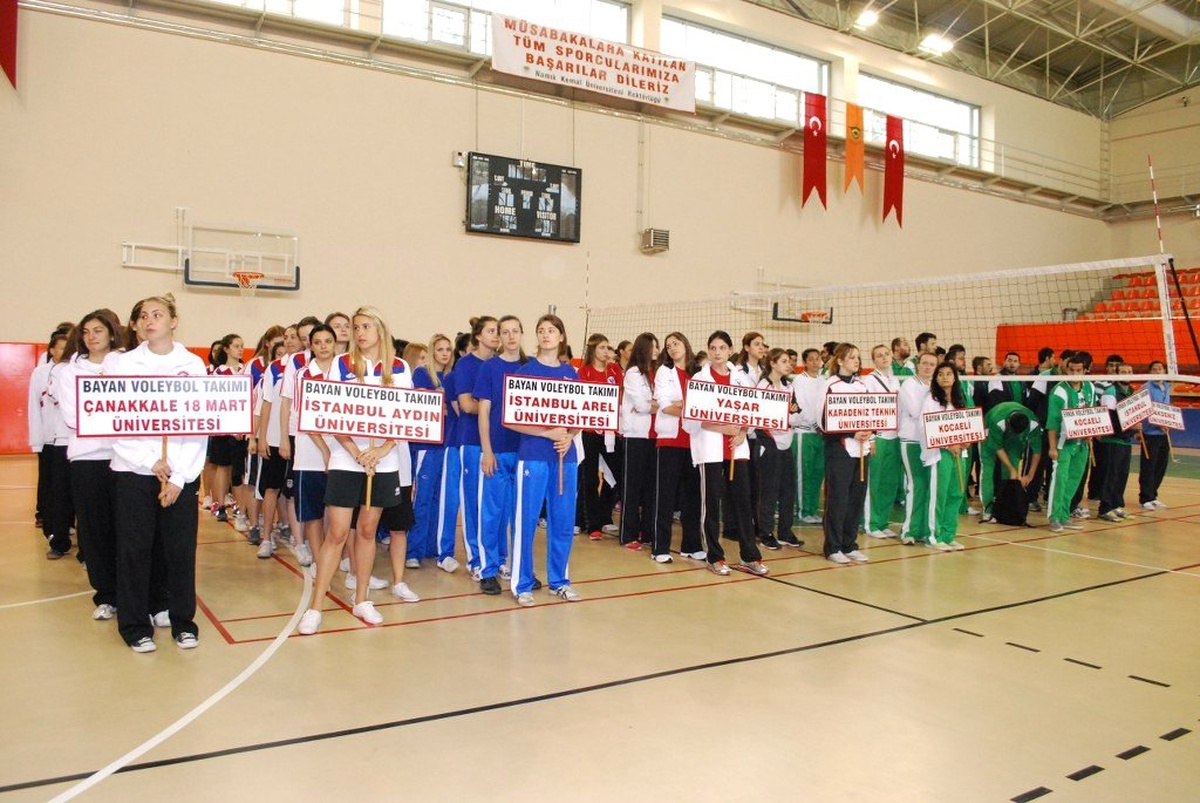 Nkü Voleybol Yükselme Maçlarına Ev Sahipliği Yapıyor