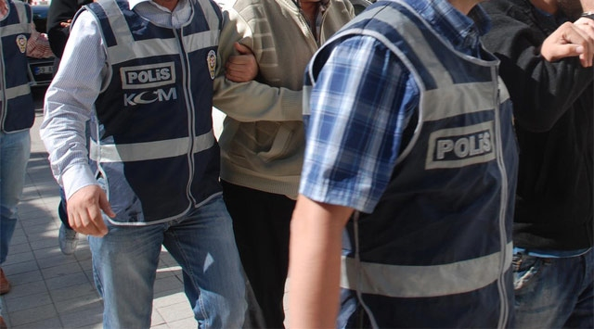 Okul Kantinini Soyan Hırsızlar Yakalandı