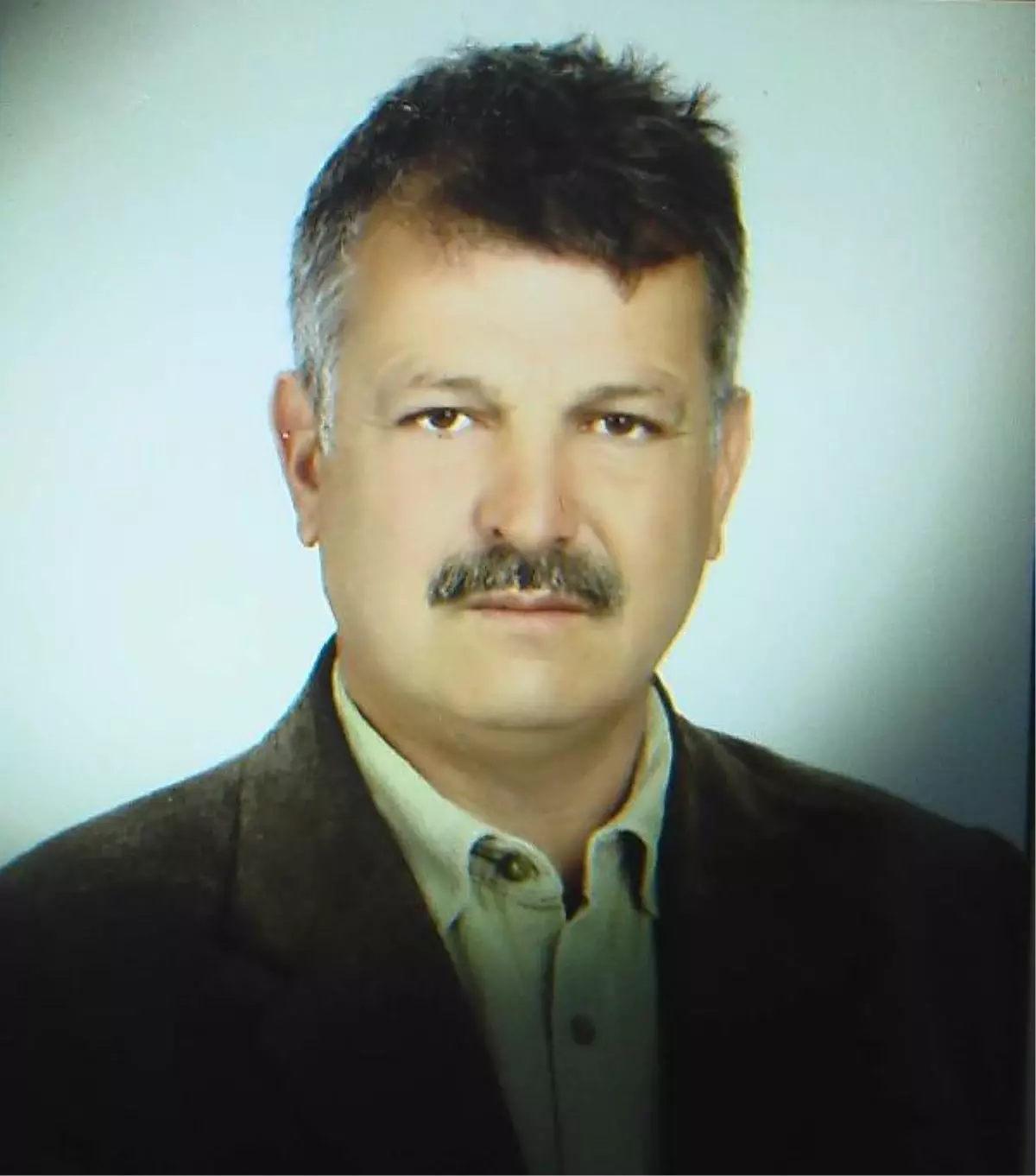 Otomobil Kamyonla Çarpıştı: 1 Ölü, 3 Yaralı