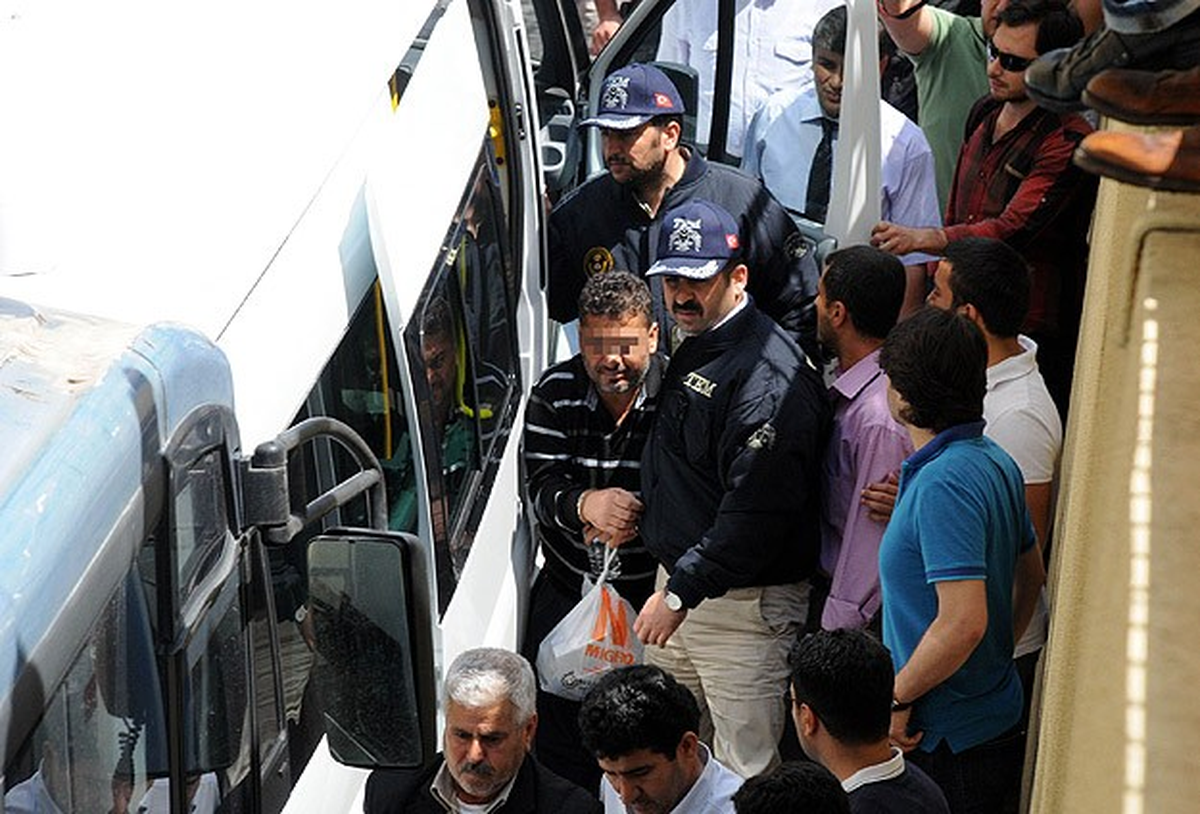 Reyhanlı Saldırısının Zanlıları Adana\'ya Getirildi