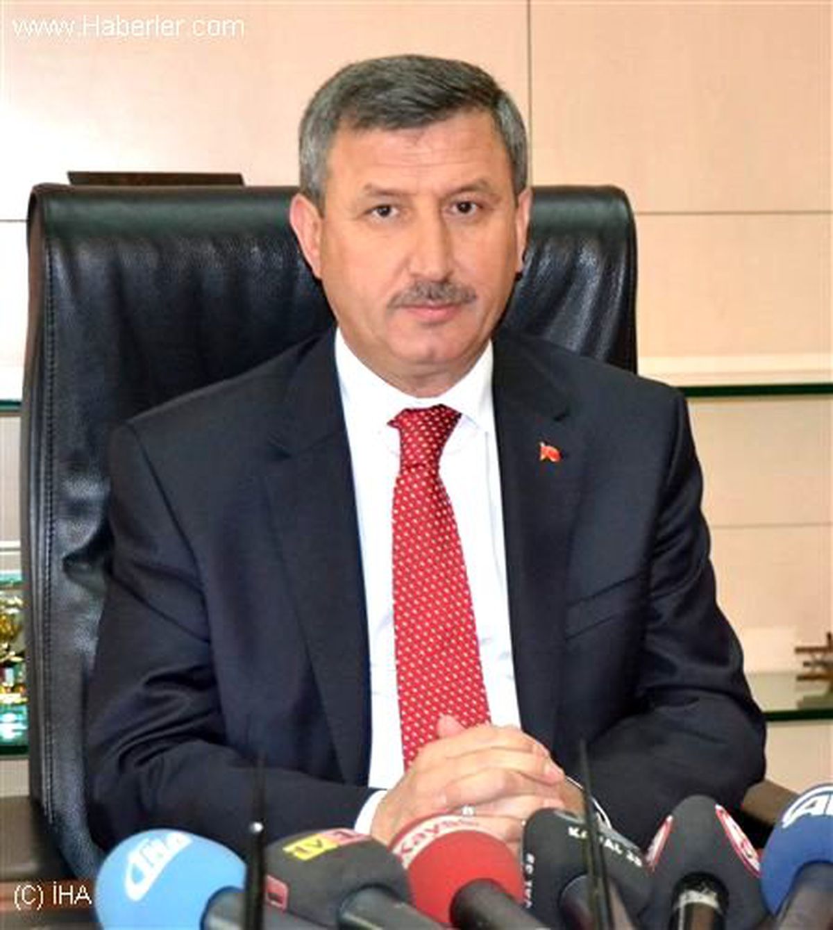 Vali Yılmaz Kayseri\'den Uğurlandı