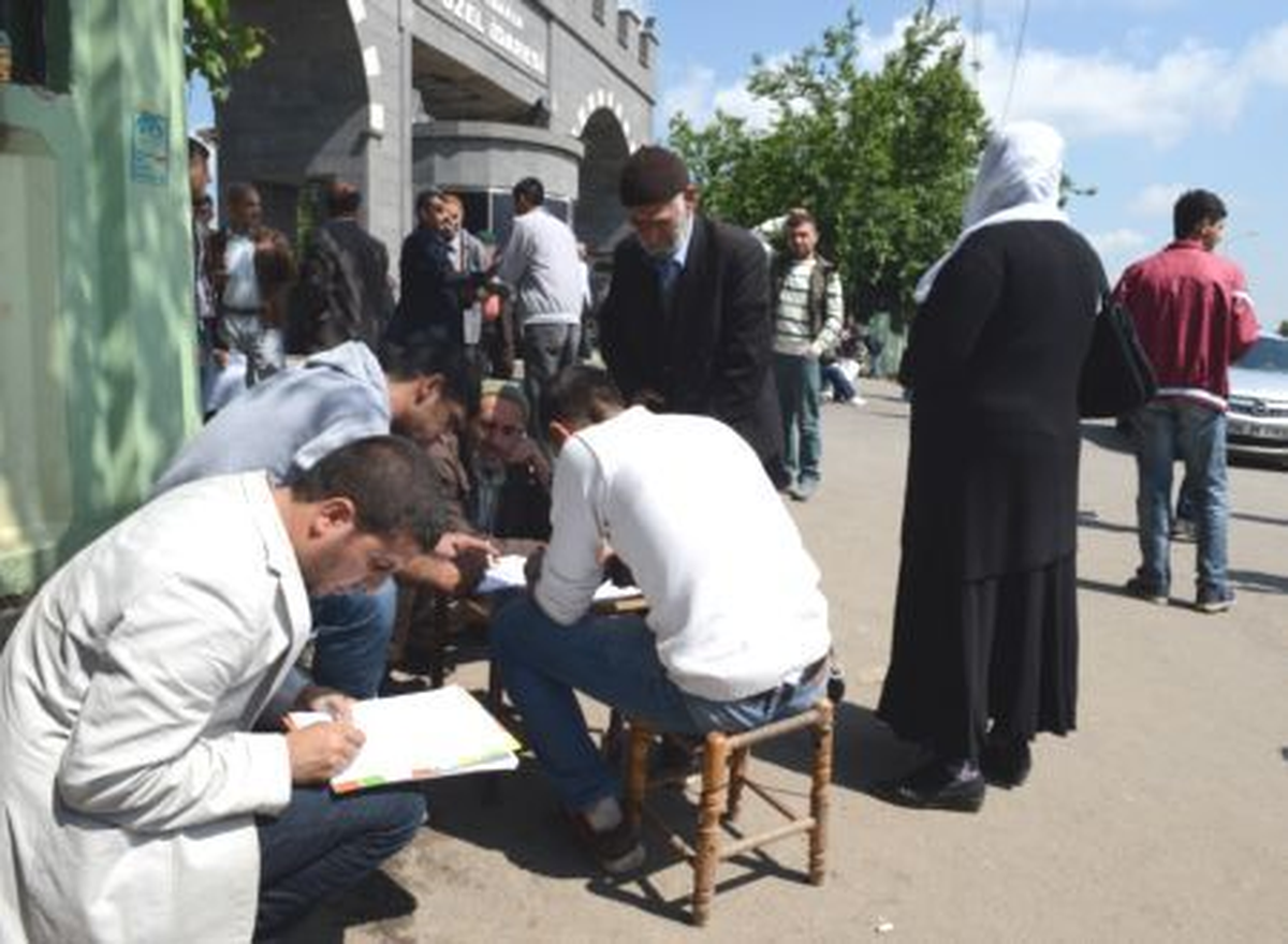 Yardım Söylentisini Duyan Dilekçe Veriyor