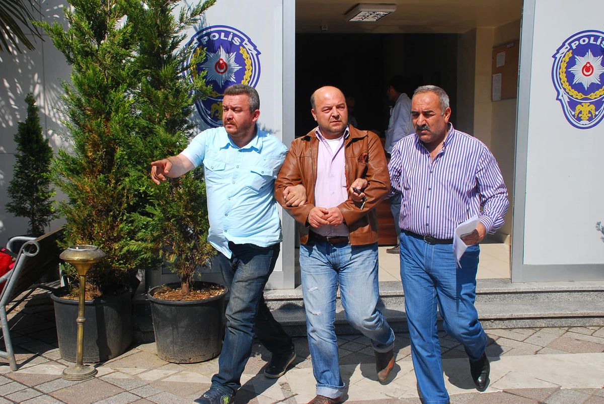 6 Yıl Boyunca Ölen Annesinin Maaşını Çeken Şahıs Tutuklandı