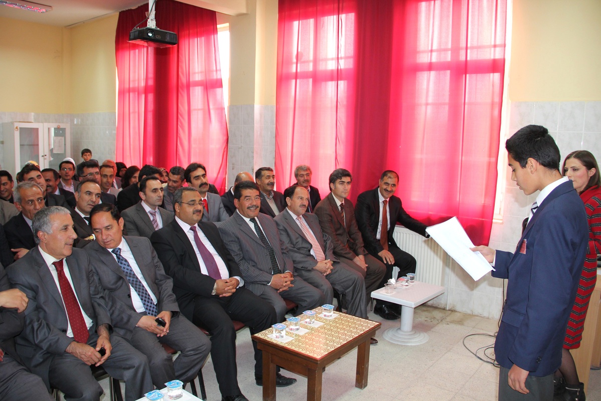 Ahlat\'ta "Tübitak Bilim Fuarı" Açıldı