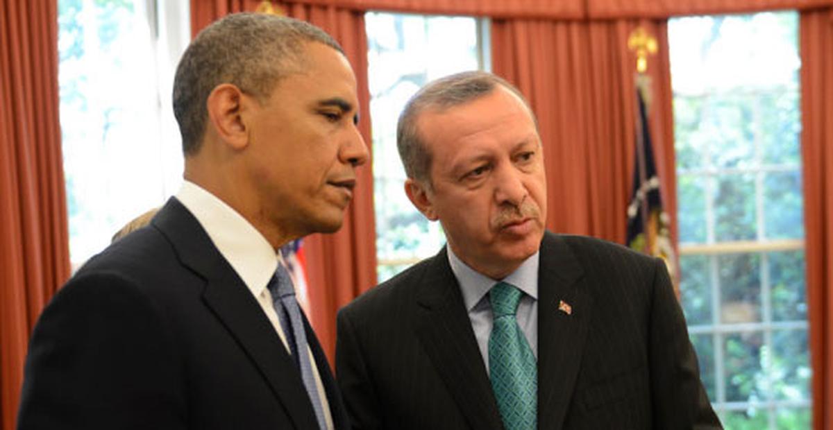 Akşam Yemeğindeki İki İsme Dikkat!