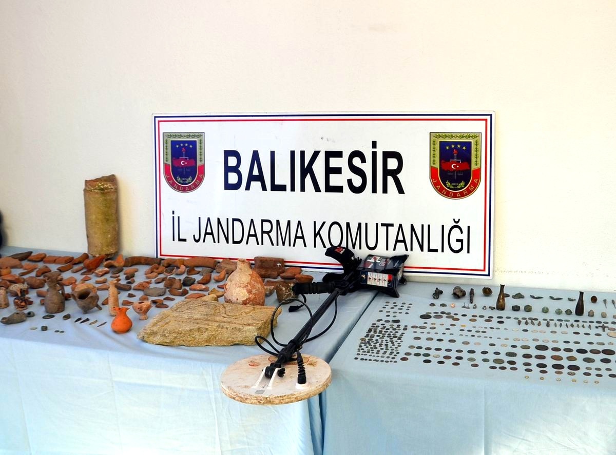 Antik Çağlara Ait Sikkelere Jandarma Operasyonu