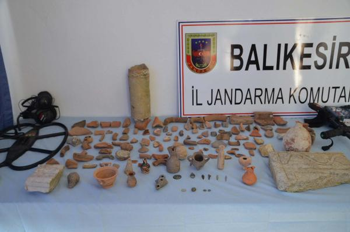 Ayvalık\'ta Tarihi Eser Operasyonu