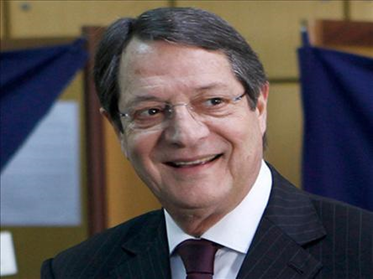 BM Tarafından Anastasiadis\'e Müzakerelerle İlgili Belge Verildi