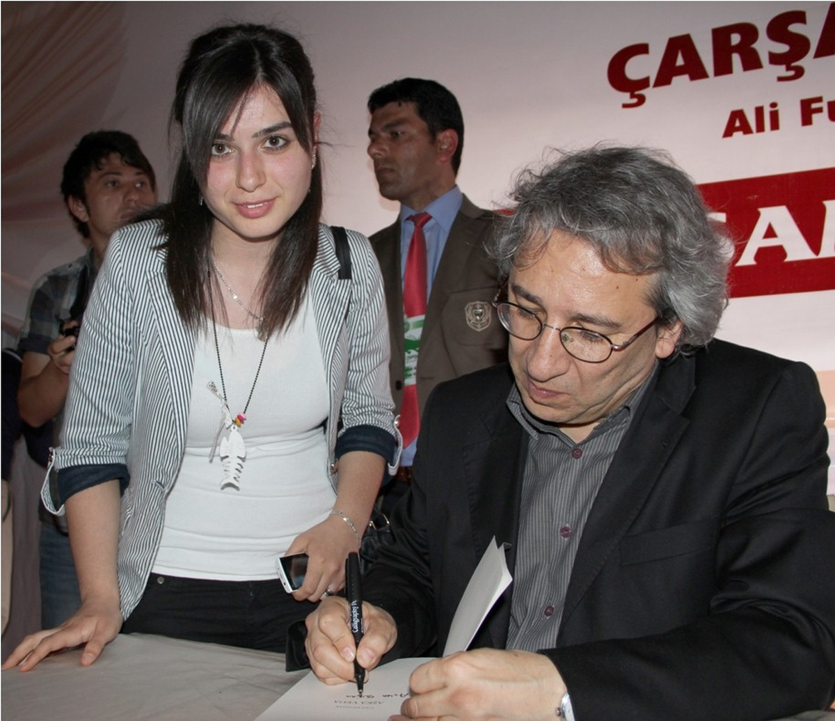 Can Dündar, Kitap Fuarına Katıldı