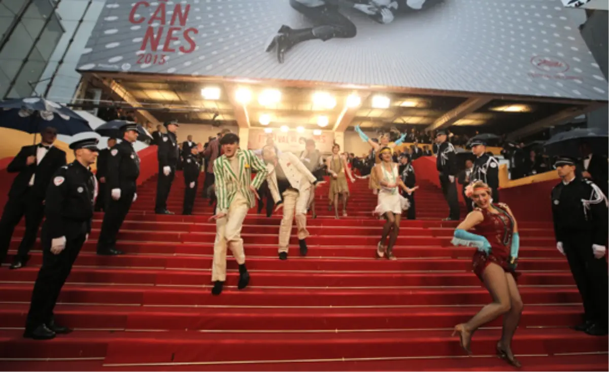 Cannes'da Perde Böyle Açıldı