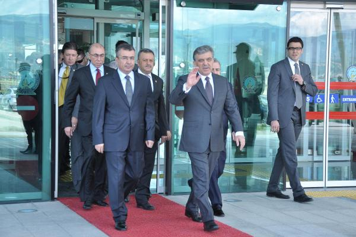 Cumhurbaşkanı Abdullah Gül Reyhanlı\'da