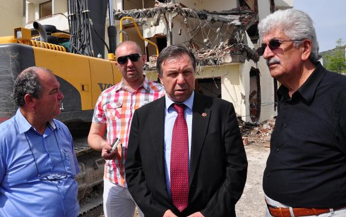 Datça Öğretmenevi'nde Yıkım Başladı