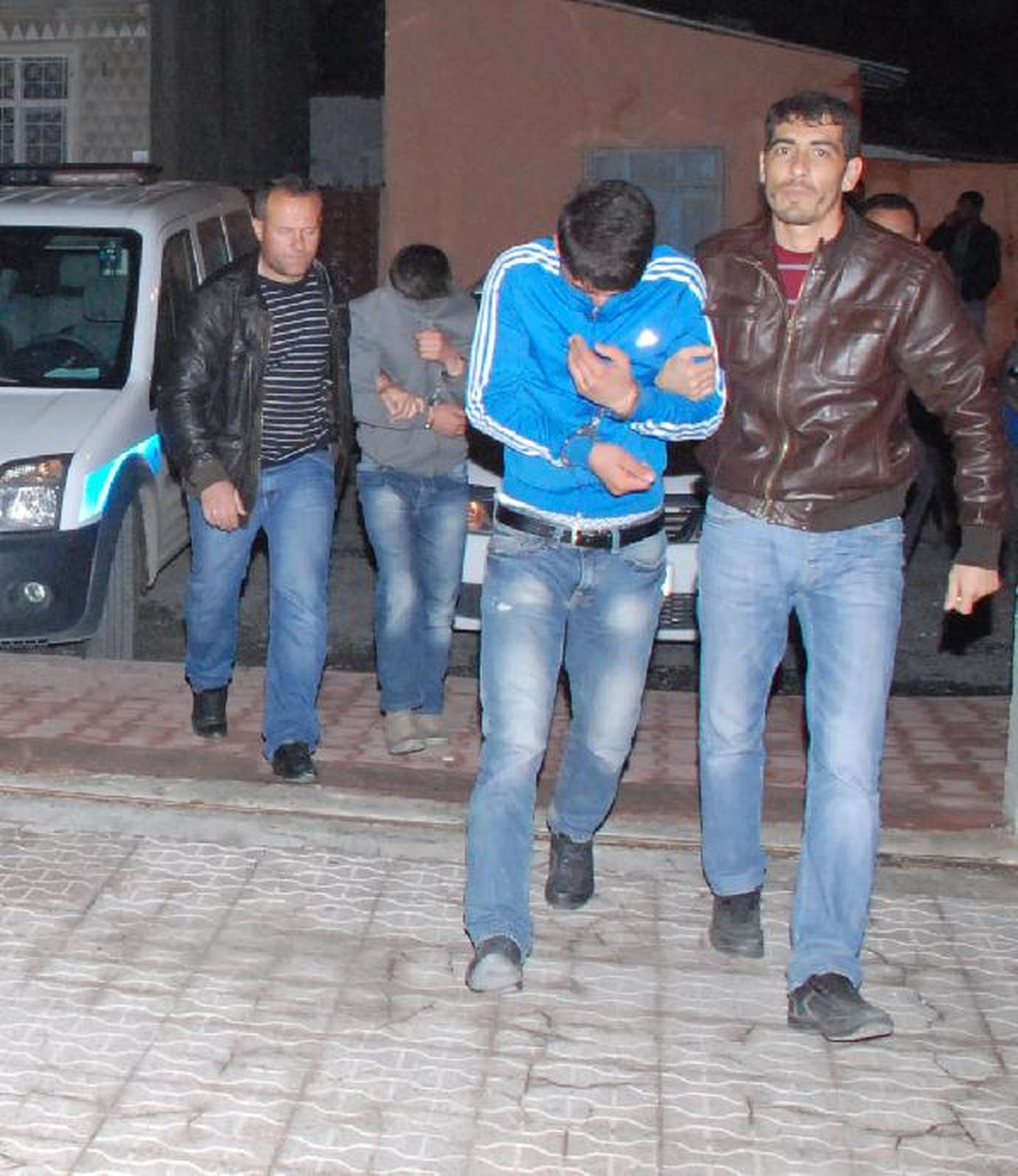 Futbolcular Maçtayken Cep Telefonlarını Çaldılar