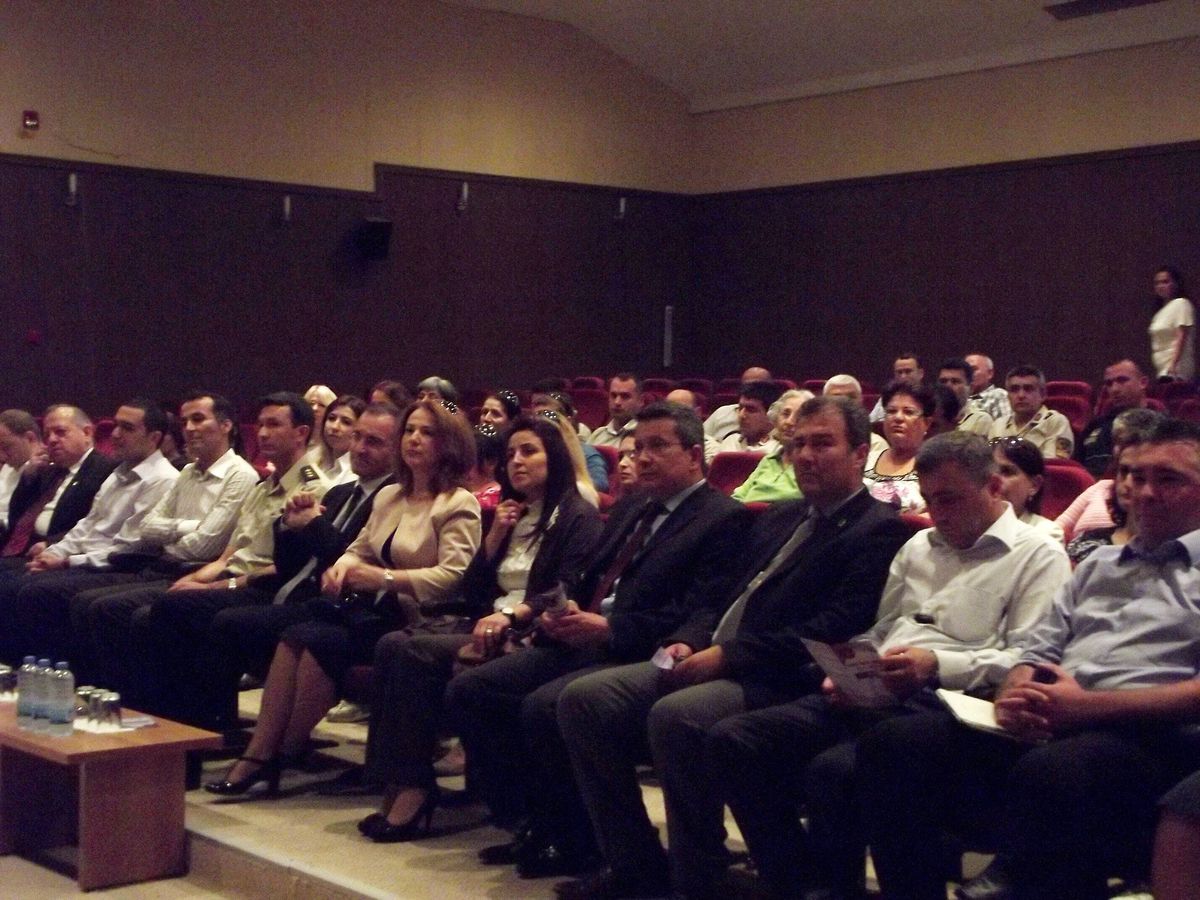 Kadına Şiddet Didim'de Masaya Yatırıldı